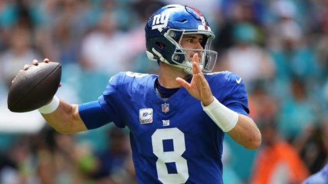 Giants Sideline Daniel Jones and Four Others for Bills Game