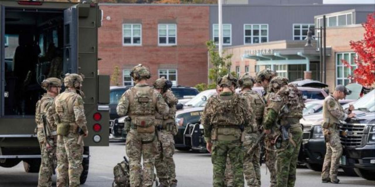 Member of the US Army Reserve killed 22, US Police Launch Massive Manhunt for Rampage Shooter